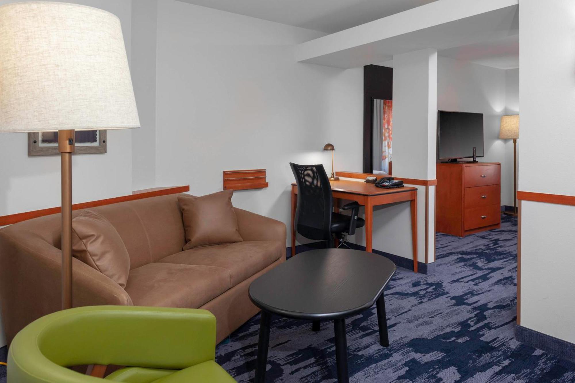 Fairfield Inn & Suites By Marriott Matthews Charlotte Exterior foto